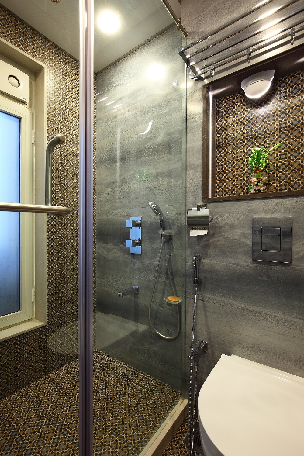 11- MASTER TOILET 1 1