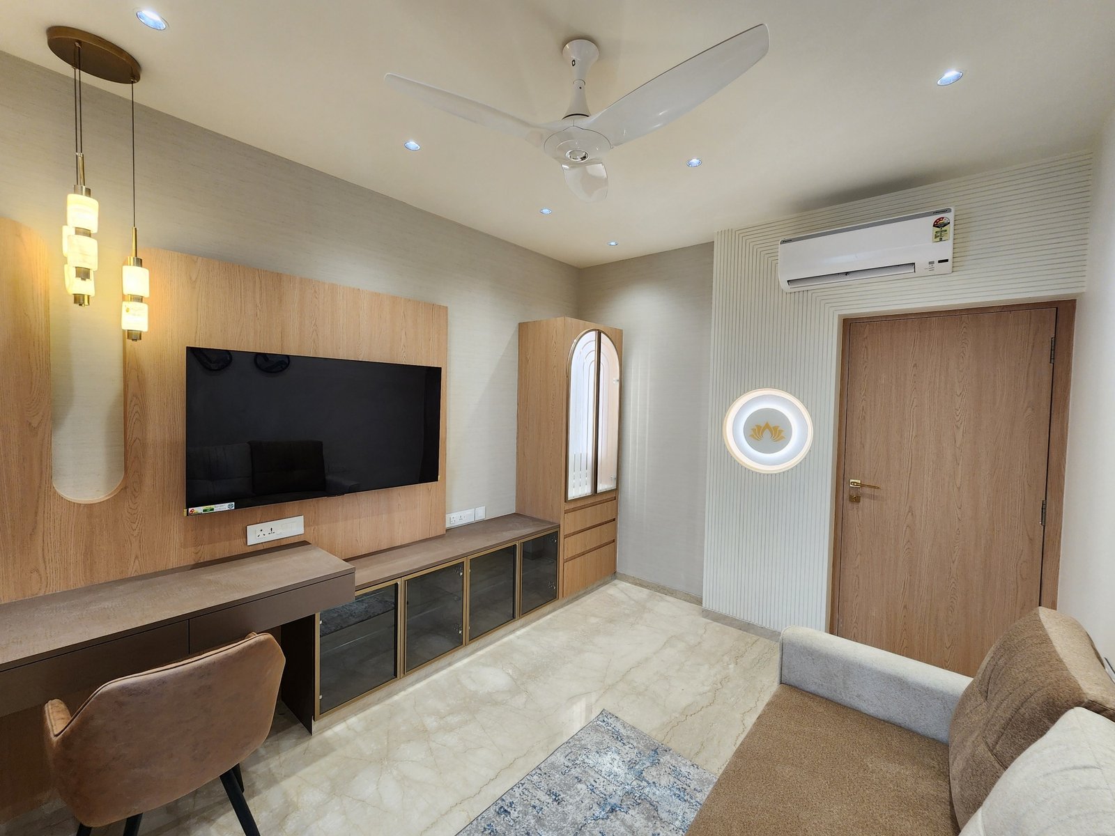 8b STUDY N MANDIR ROOM